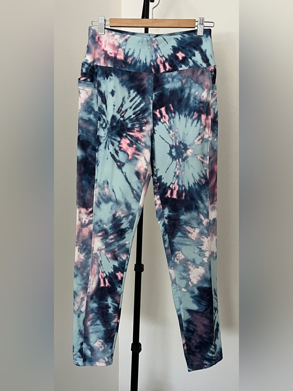 🧘🏻 T by Talbots Tie-Dye Active Leggings UPF 50+ Yoga Pilates Pockets | Medium